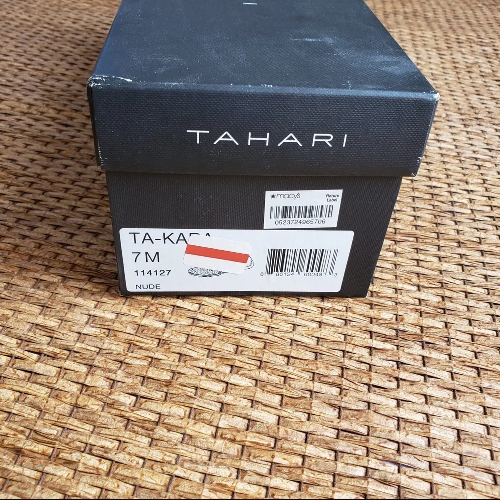 Tahari Kara Women US 7M Nude Flats